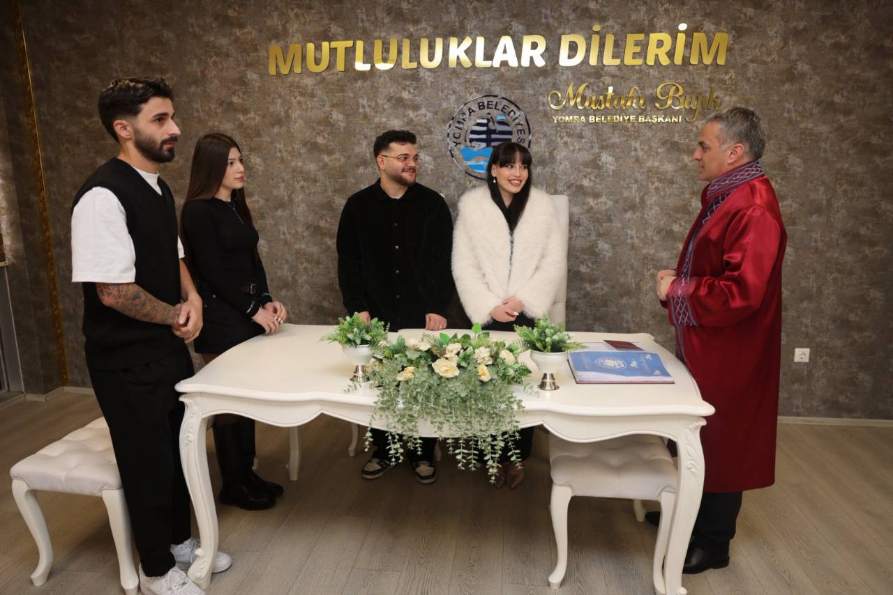 Sara Akkurt  ve Yılmaz Cavit Atmaca  Nikah İlanı