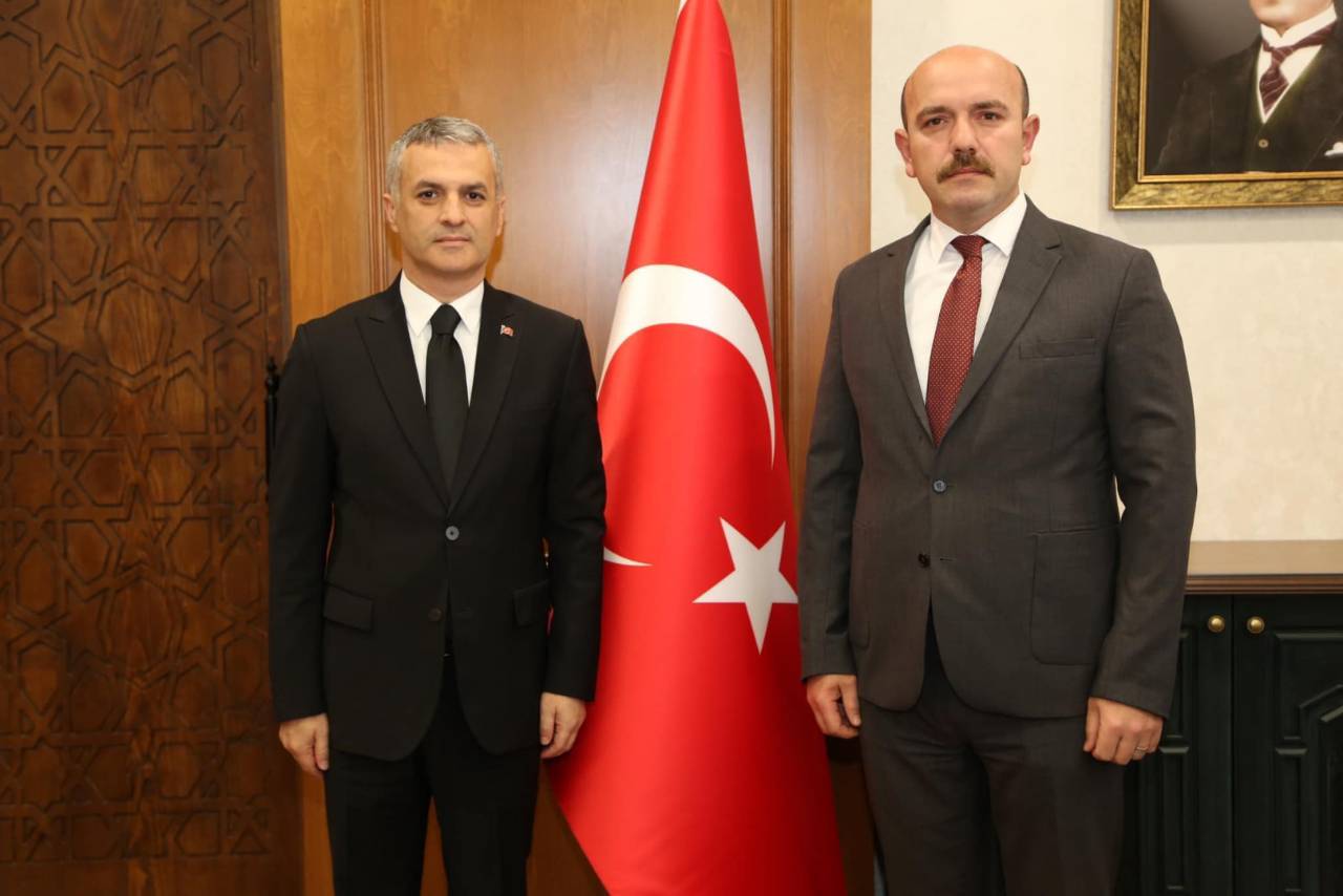 MARDİN ARTUKLU KAYMAKAMLIĞI GÖREVİNE ATANAN İLÇE KAYMAKAMIMIZA YENİ GÖREVİNDE BAŞARILAR DİLERİZ