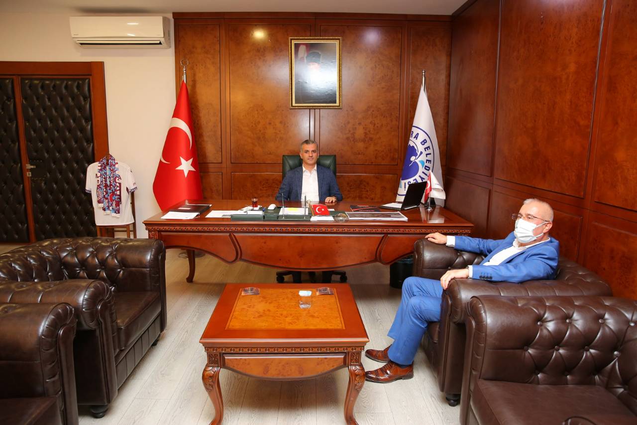 İlçe Tapu Müdürümüz Orhan Köroğlu'na İlçemize Olan Hizmetlerinden Ötürü Teşekkür Ederiz