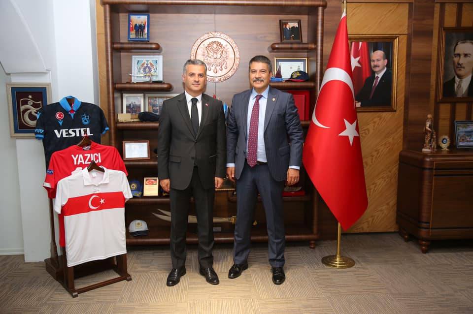 Trabzon Emniyet Müdürü Metin Alper'e Yeni Görevinde Başarılar Diliyoruz