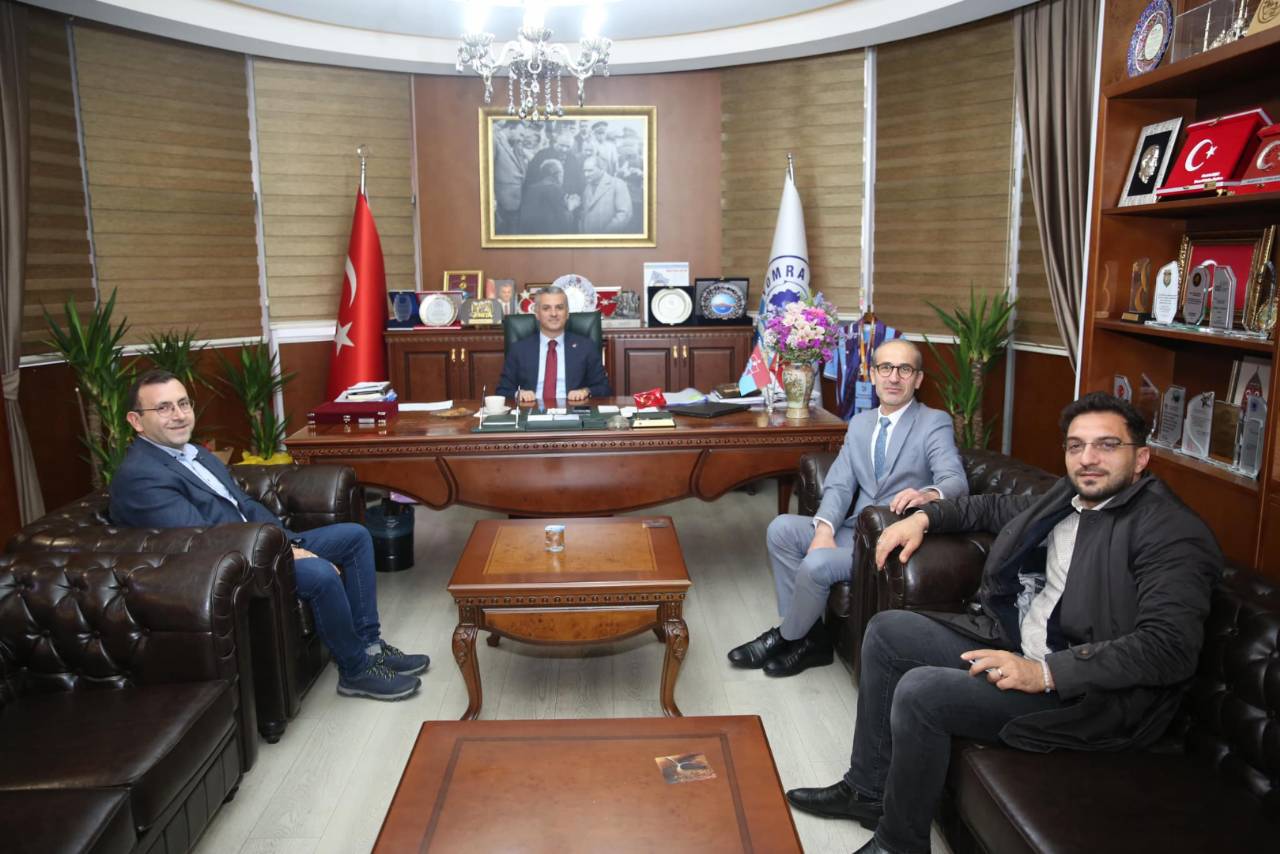 TMMOB ŞEHİR PLANCILARI YÖNETİMİNDEN BAŞKANIMIZA HAYIRLI OLSUN ZİYARETİ