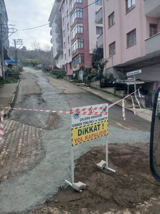 BELEDİYE EKİPLERİMİZ TARAFINDAN GERÇEKLEŞTİRİLEN TAMİRAT VE BETONLAMA ÇALIŞMALARIMIZ