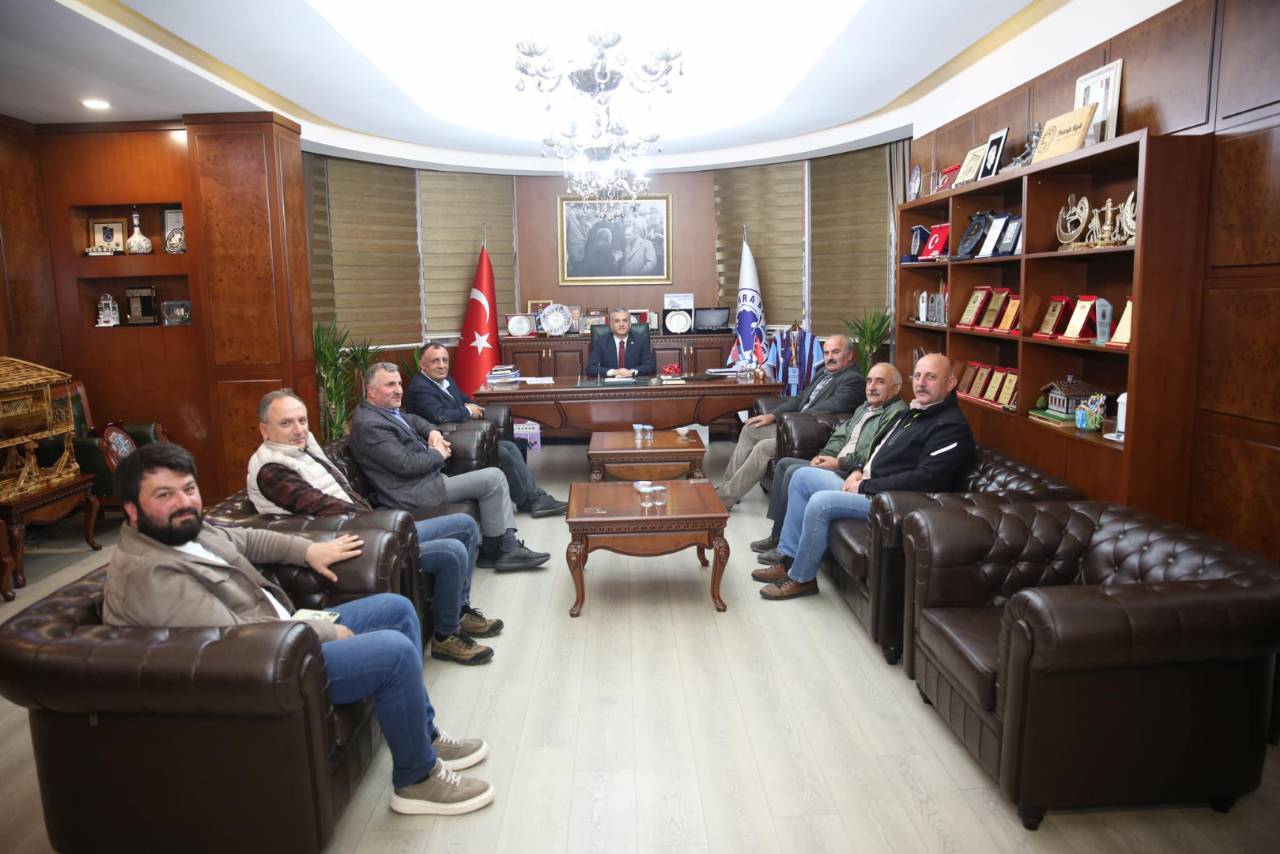 YOMRA ESNAF VE SANATKARLAR KREDİ KEFALET KOOPERATİFİMİZDEN BAŞKANIMIZA ZİYARET