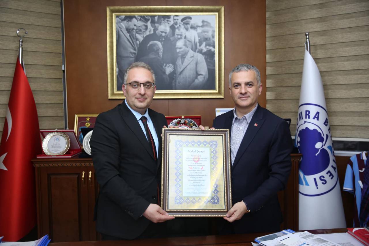 TRABZON VAKIFLAR BÖLGE MÜDÜRÜMÜZDEN BAŞKANIMIZA HAYIRLI OLSUN ZİYARETİ