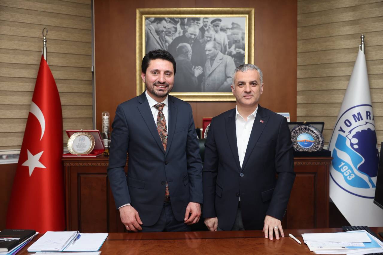 CHP ARAKLI İLÇE YÖNETİMİNDEN BAŞKANIMIZA MAKAMINDA ZİYARET