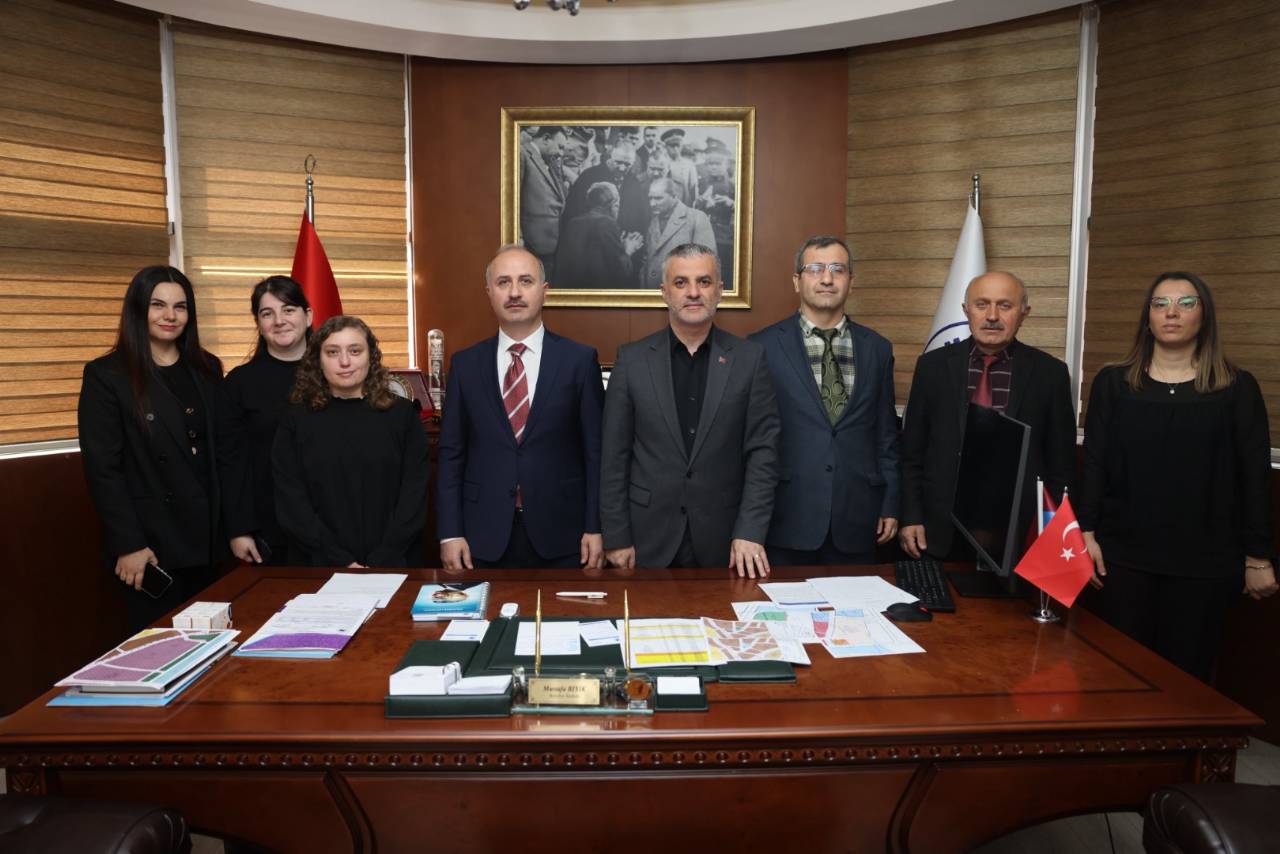 YOMRA VERGİ DAİRESİ BİRİMİ BAŞKANIMIZ MAKAMINDA ZİYARET ETTİ