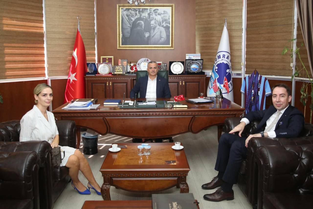 ZİRAAT BANKASI YOMRA ŞUBESİ YETKİLİLERİNİN ZİYARETİ