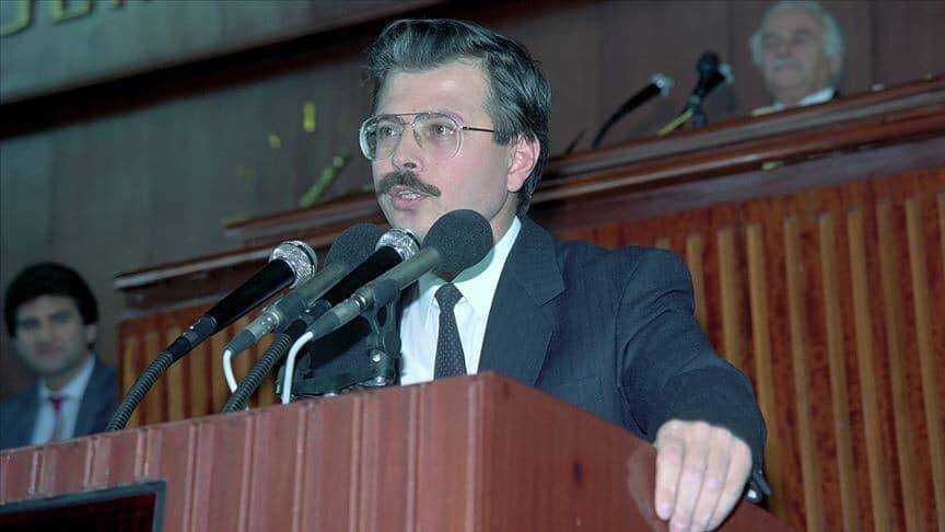 Adnan Kahveci'yi Saygı ve Rahmetle Anıyoruz