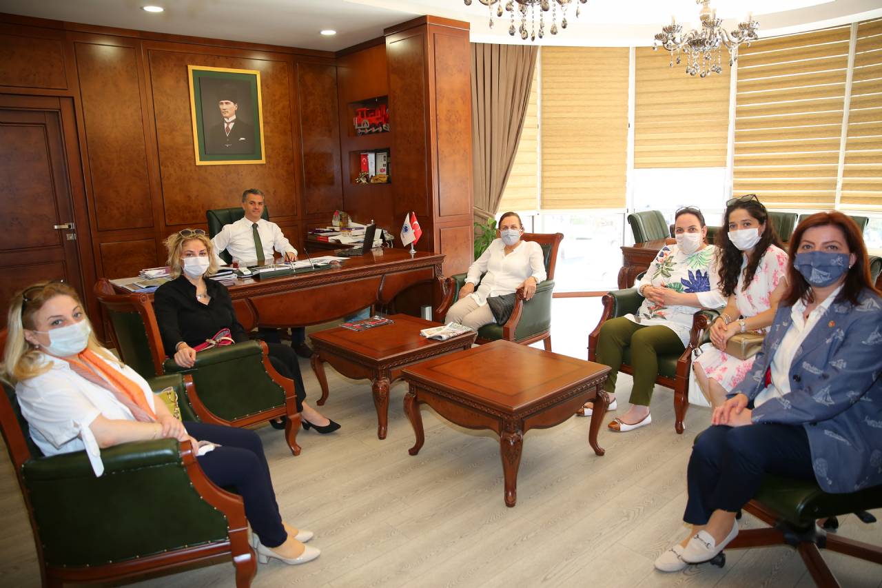 Kadınla Başlar Derneğinden Başkanımıza Ziyaret