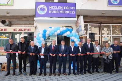 BAŞKANIMIZ MESLEK EĞİTİM VE KURS MERKEZİMİZİN AÇILIŞINI GERŞEKLEŞTİRDİ