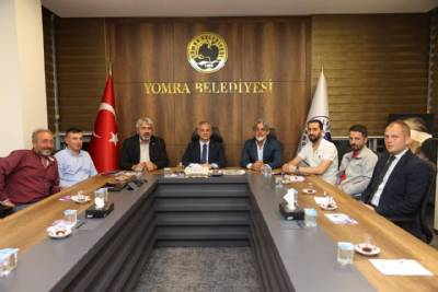 YENİCE MAHALLESİ SAKİNLERİNDEN BAŞKANIMIZA MAKAMINDA ZİYARET