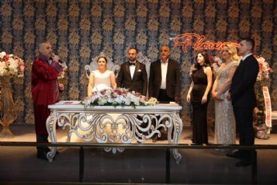 Hande Sezgün  ve  Akif Sağıroğlu Nikah Ilani