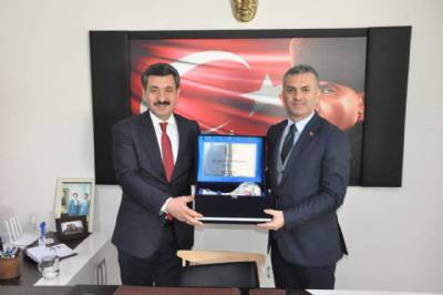 Başkanımız Sungurlu ve Yerköy Belediye Başkanlarını Ziyaret Etti
