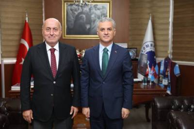BEŞİKDÜZÜ BELEDİYE BAŞKANI BAŞKANIMIZI MAKAMINDA ZİYARET ETTİ