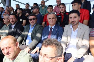 BAŞKANIMIZ YOMRASPOR-ARAKLISPOR KARŞILAŞMASINI İZLEDİ