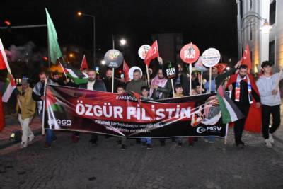 FİLİSTİN'E DESTEK YÜRÜYÜŞÜ