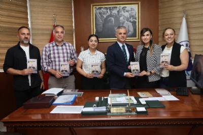 YOMRA MERKEZ İLKOKULU YÖNETİMİNDEN BAŞKANIMIZA MAKAMINDA ZİYARET