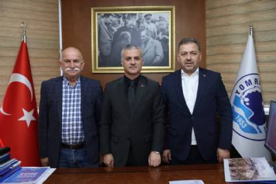TRABZON BAKKALLAR VE SEBZECİLER ESNAF ODASI YÖNETİMİ BAŞKANIMIZI MAKAMINDA ZİYARET ETTİ