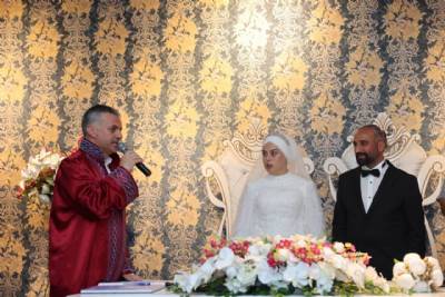 Mihriban İskender  ve  Yunus Emre Haldız Nikah Ilani
