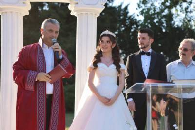  İlayda Sürmen  ve Alperen Tüysüz  Nikah Ilani