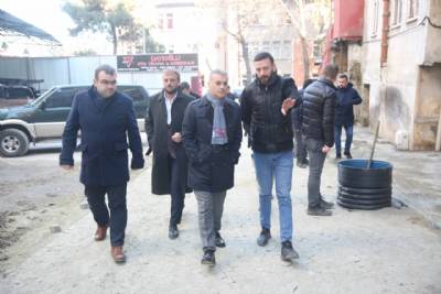 Hükümet Caddesi ve yan kollarında devam eden sokak yenileme ve otopark çalışmaları