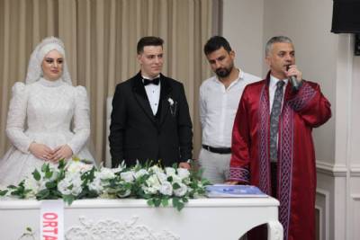 Cansu Korkut  ve  Burak İskender Nikah Ilani