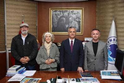 YAZARLARIMIZDAN BAŞKANIMIZA MAKAMINDA ZİYARET