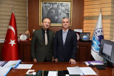 TMMOB İÇ MİMARLAR ODASI TRABZON YÖNETİMİNDEN BAŞKANIMIZA MAKAMINDA ZİYARET